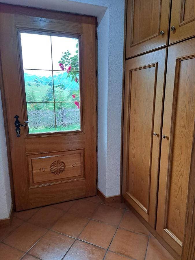 Foto 2 von 33: Two-Bedroom Apartment