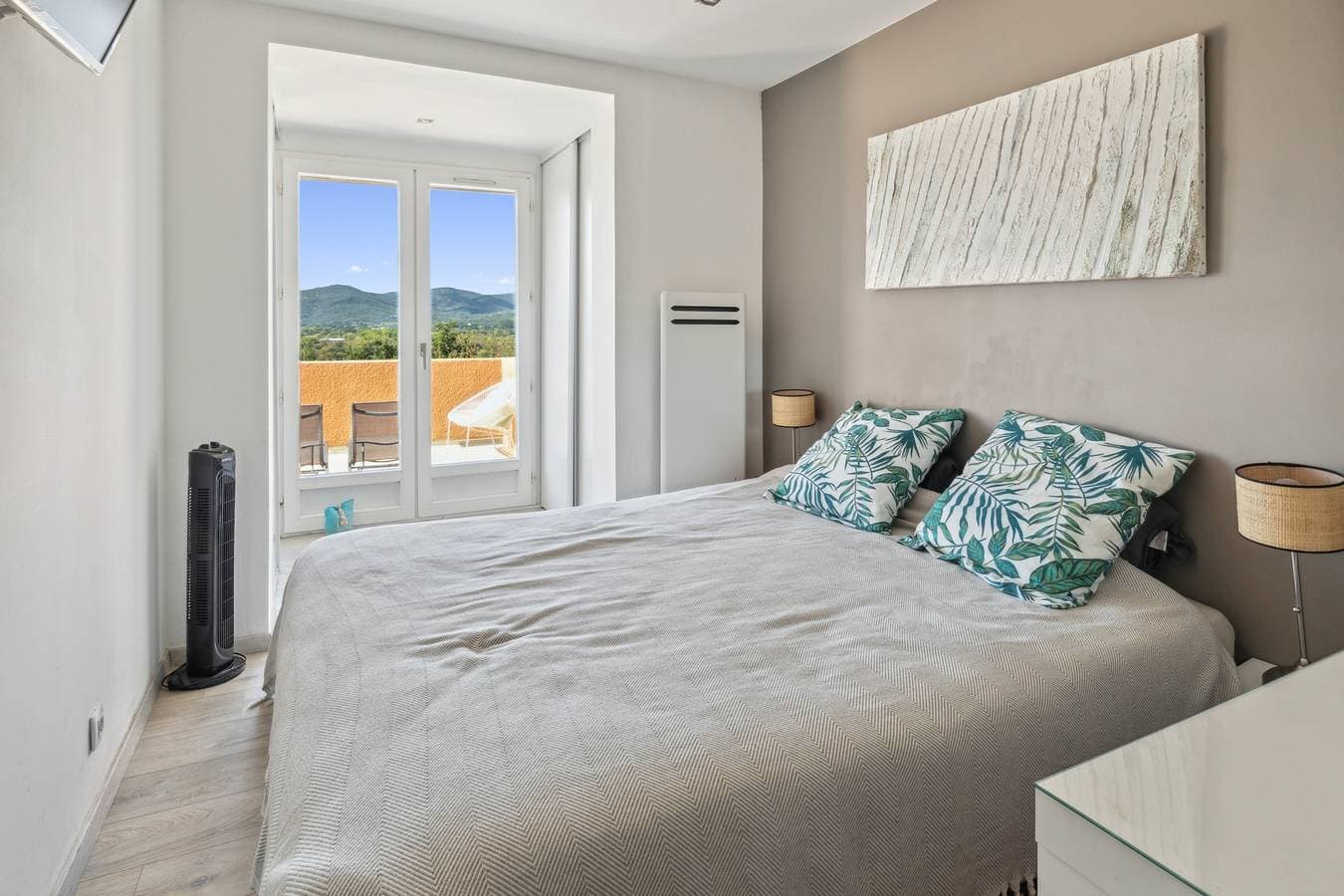 Foto 5 von 22: Ferienhaus für 4 Personen mit Pool