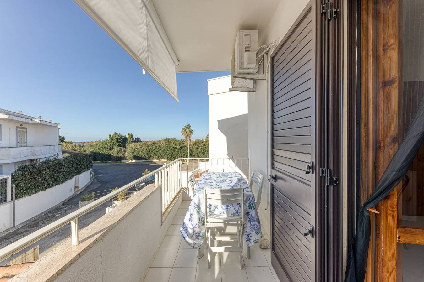 Foto 13 von 19: Ferienhaus 'Casa A Lido Marini' mit Balkon und Klimaanlage