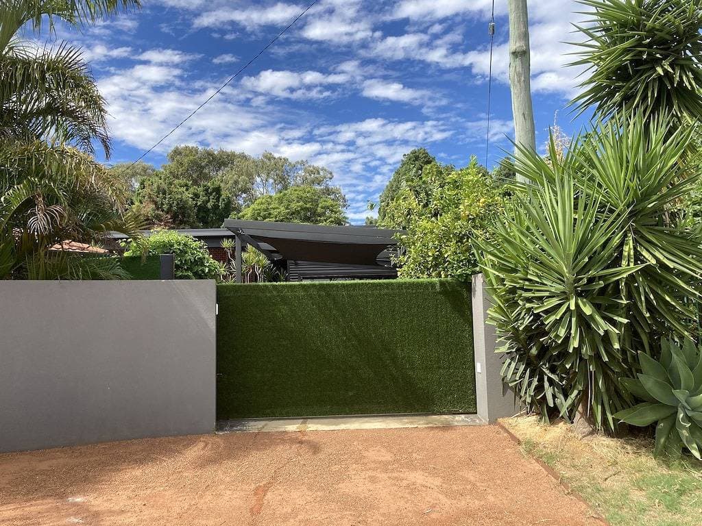 Foto 8 von 31: Thespaceperth- the funkiest bali style villa in Perth