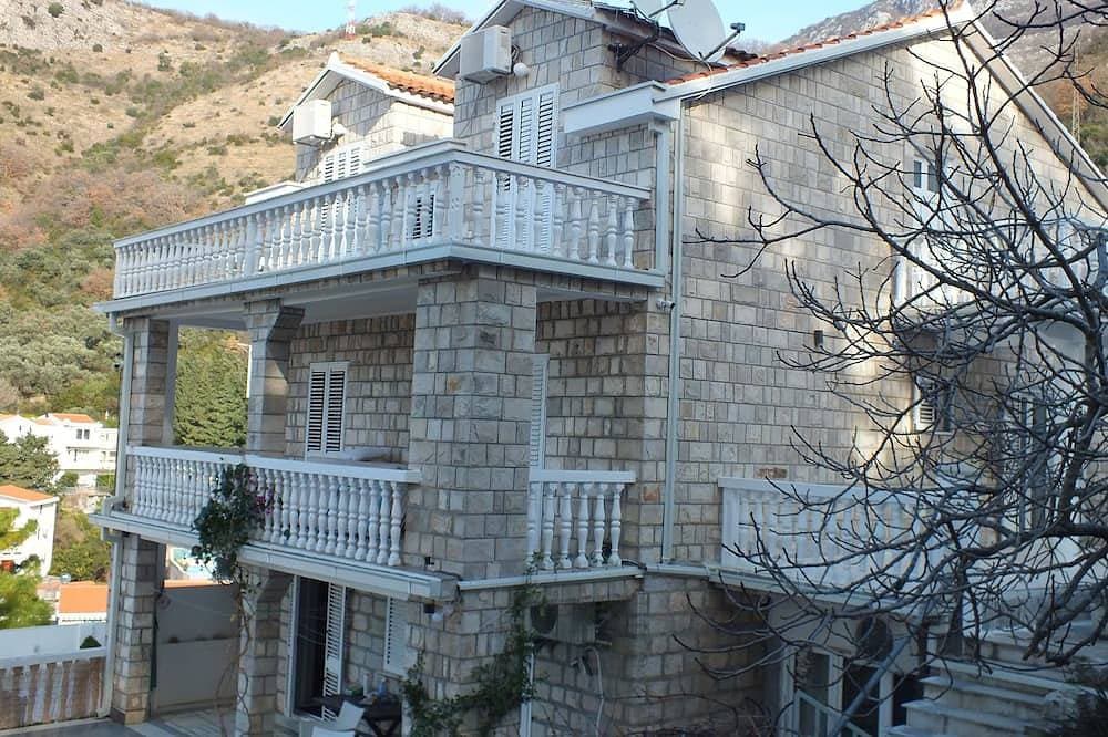 Foto 5 von 16: Penthouse Appartement Sveti Stefan