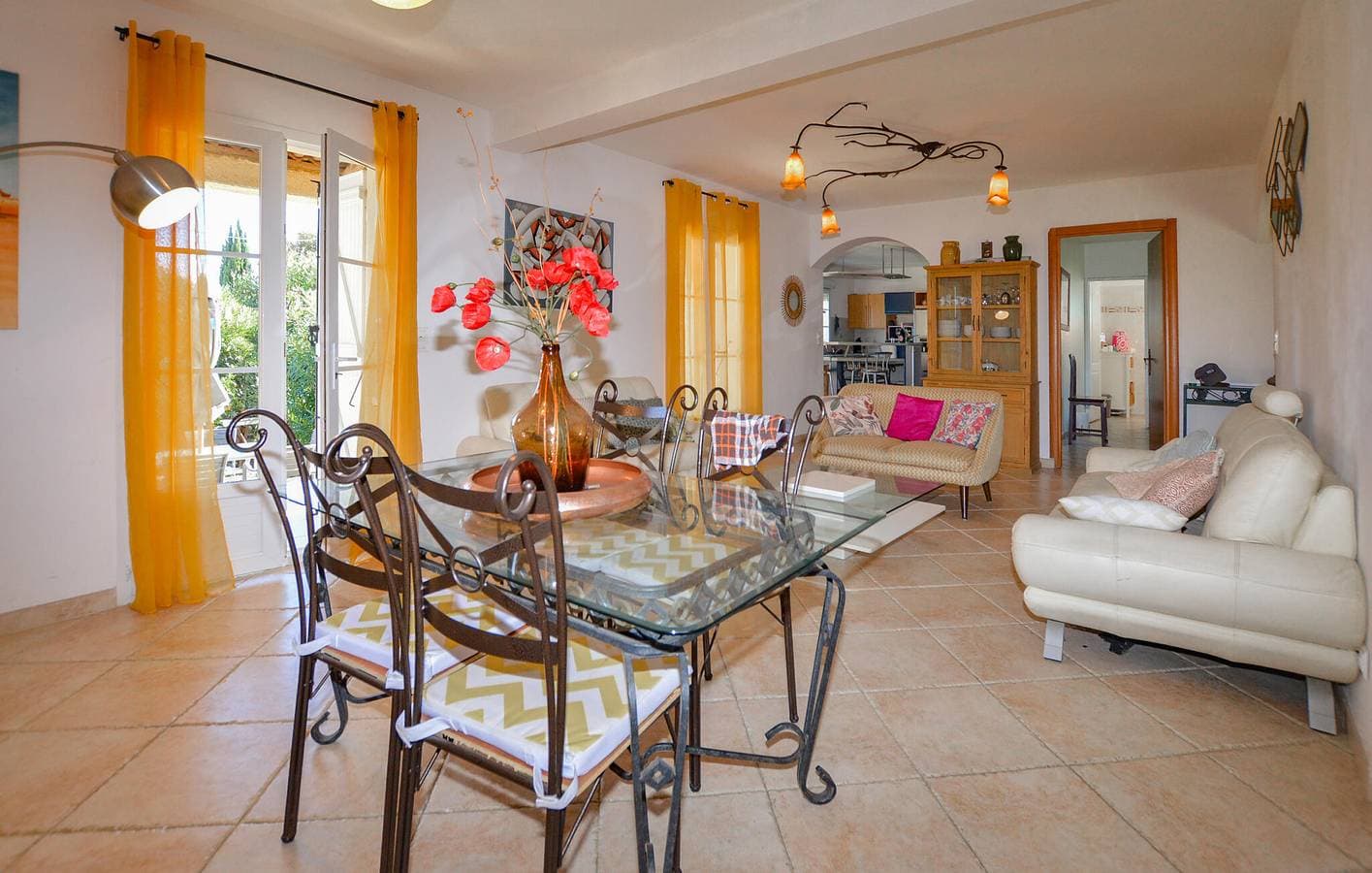 Foto 5 von 28: Charmantes Apartment mit Pool und Terrasse, 2,5 km von Borgo entfernt