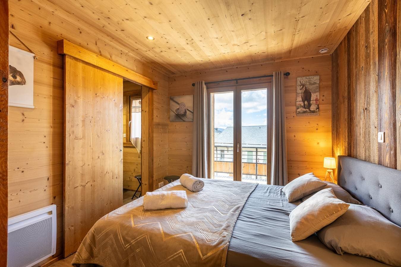 Foto 11 von 24: Ferienhaus für 10 Personen mit Balkon