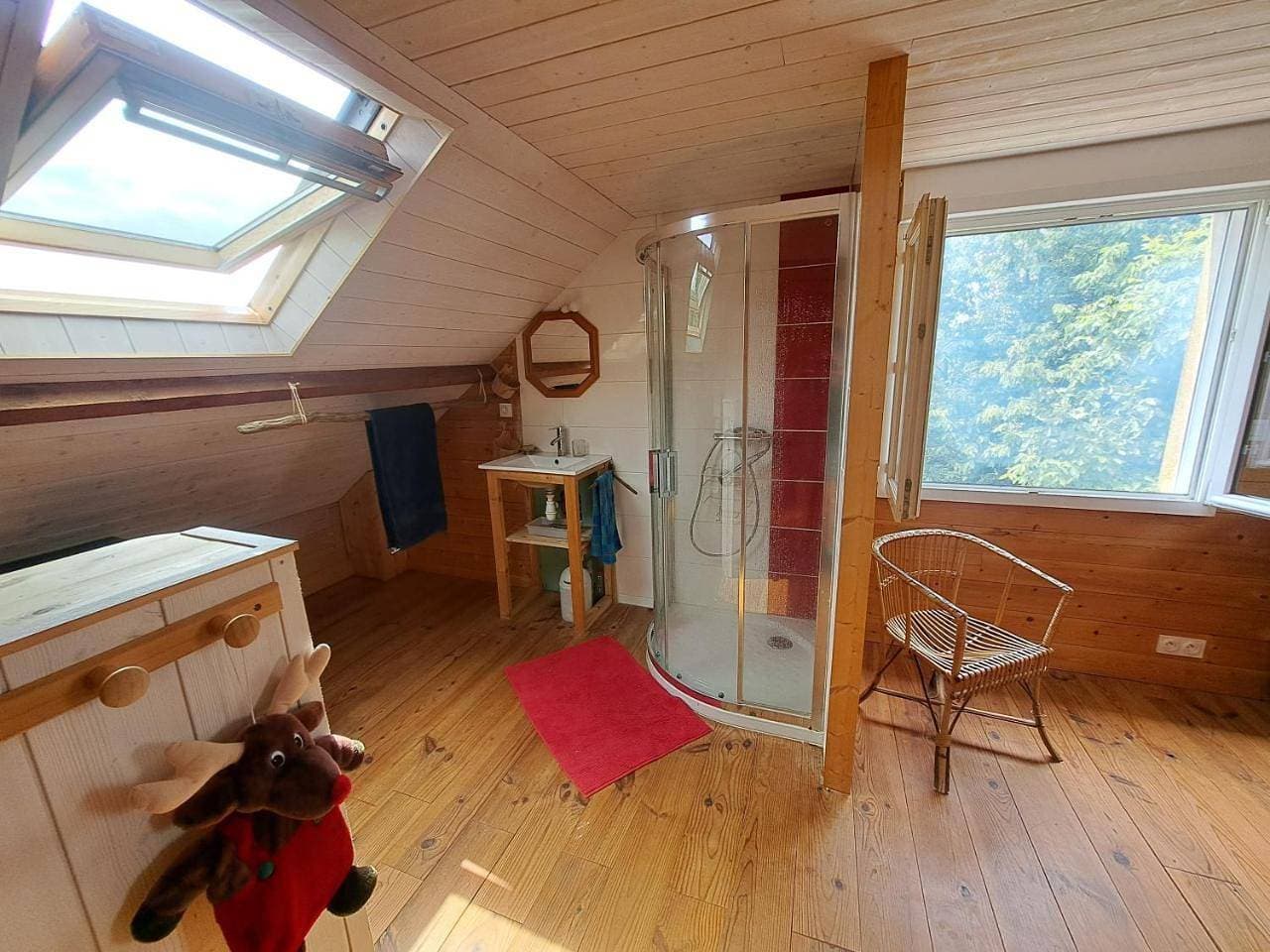 Foto 8 von 41: Three-Bedroom House