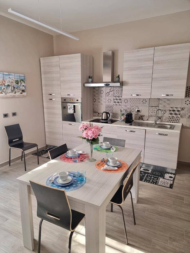 Foto 7 von 18: Two-Bedroom Apartment