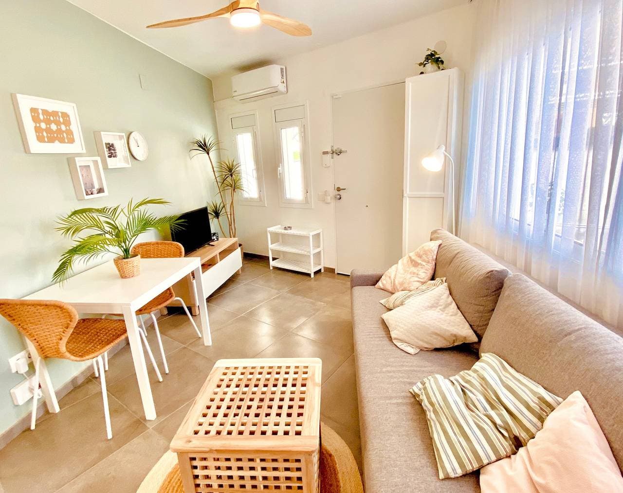 Foto 2 von 26: Ferienhaus 'La Casita De La Playa' mit Meerblick, WLAN und Klimaanlage