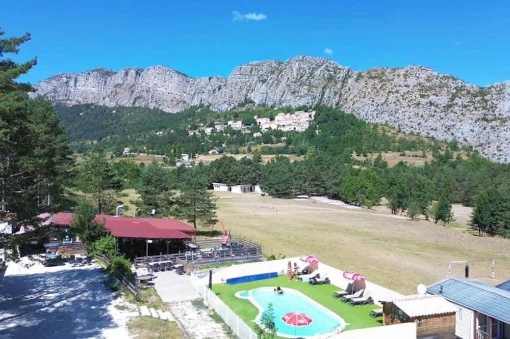 ZEcamping 2 étoiles piscine chauffée locatif TV clim 20m2 2 pers 1