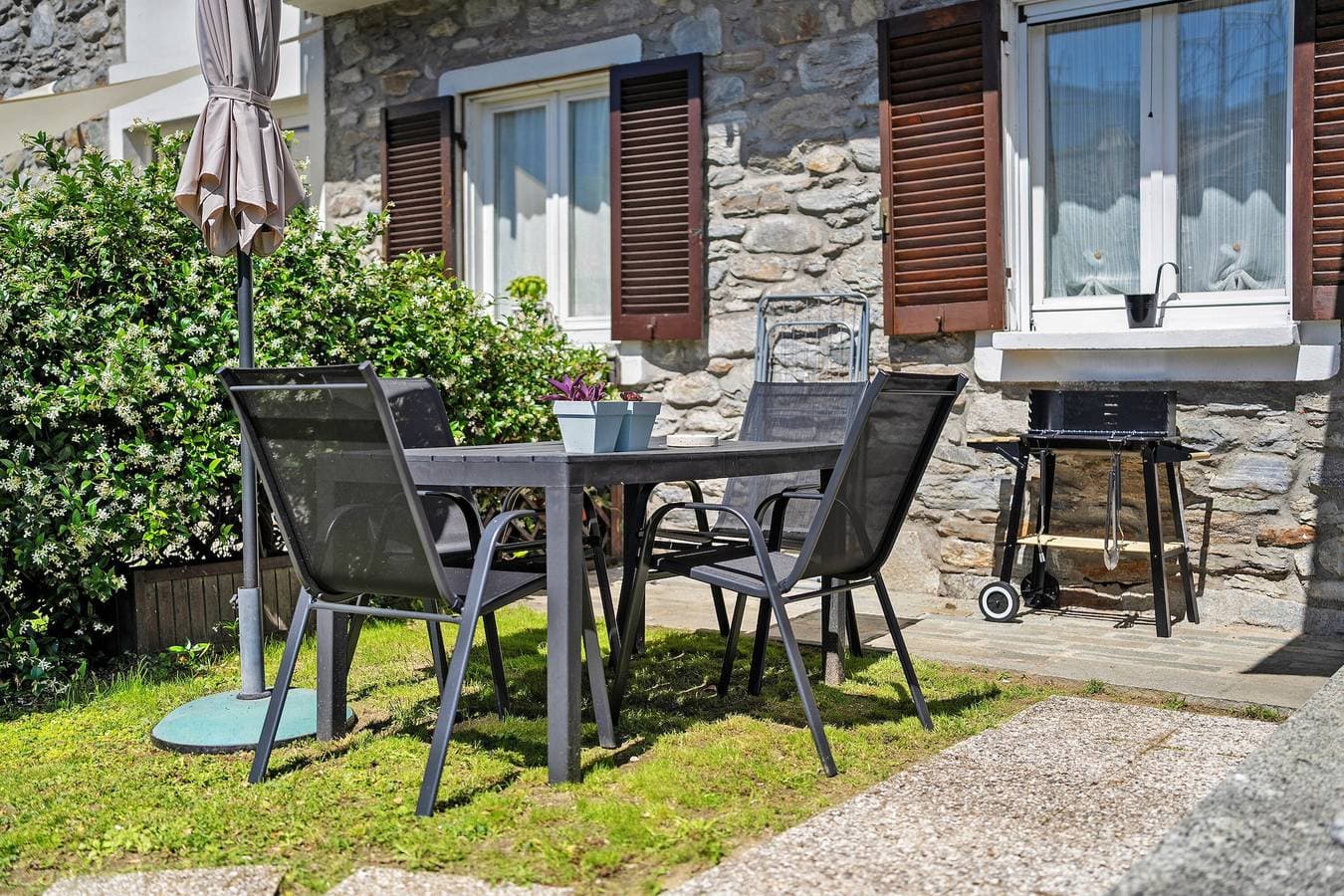 Foto 5 von 26: Aphrodite's Garden – Zentrale und dennoch ruhige Ferienwohnung in Gera Lario