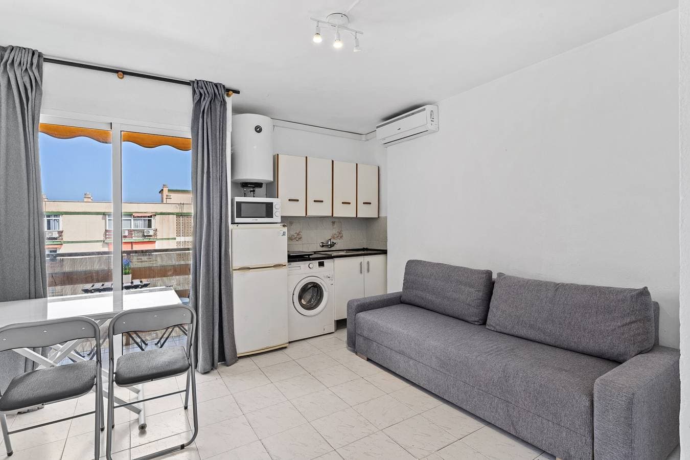 Foto 5 von 20: Studio 'Las Naciones' mit Meerblick, WLAN und Klimaanlage