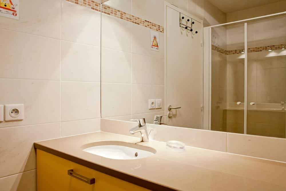 Foto 6 von 16: Modernes 3-Zimmer-Apartment, Ski-in/Ski-out, La Tania, Parkplatz inklusive