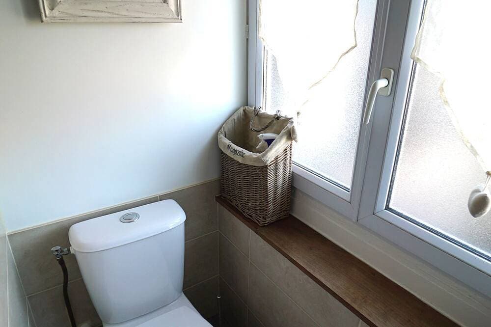 Foto 8 von 29: Apartment-Apartment-Ensuite mit Bad-Blick auf den Kanal