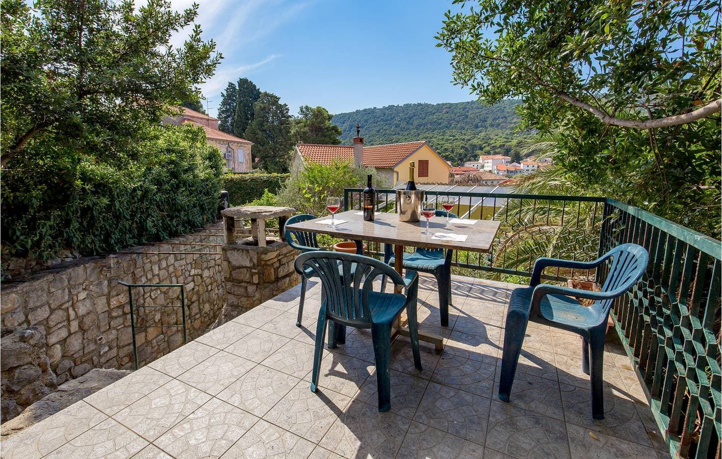 Foto 7 von 21: Gemütliche Ferienwohnung mit Terrasse, 2 km vom Strand von Valdarke entfernt