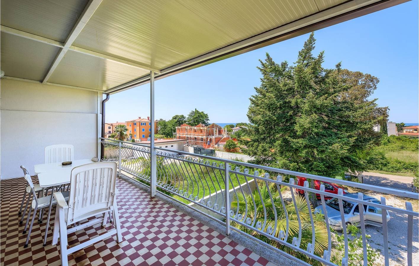 Foto 3 von 27: Gemütliche Ferienwohnung mit Terrasse, WLAN und Parkplatz in der Nähe der Küste und des Stadtzentrums