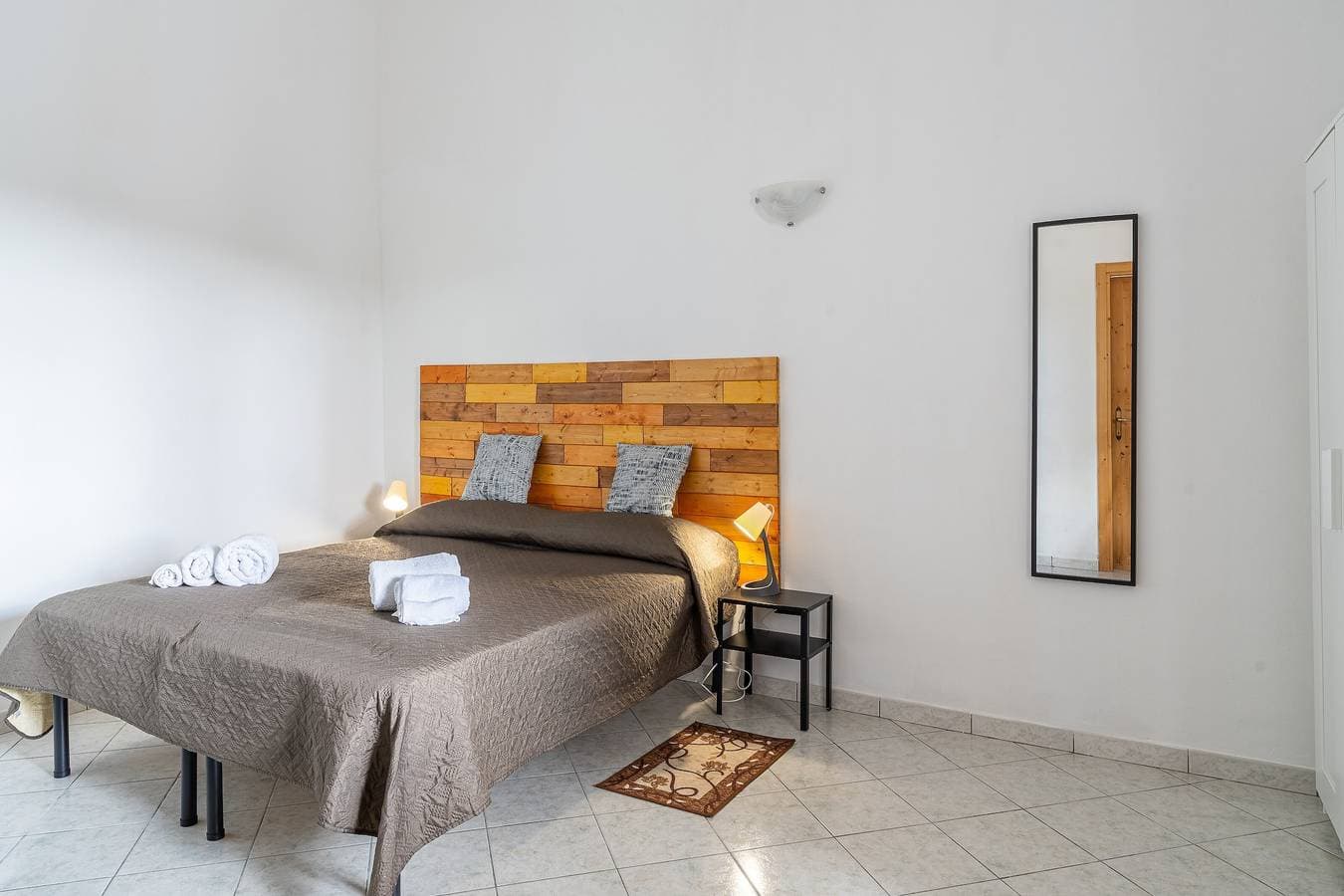 Foto 8 von 27: Studio 'Menta - Fiumara Val Di Noto' mit Bergblick, WLAN und Klimaanlage
