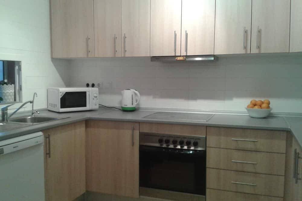 Foto 13 von 30: Sonnenterrasse - 5-Bett-Apartment - Riesige Terrasse und Bergblick mit 24-Stunden-Sicherheit