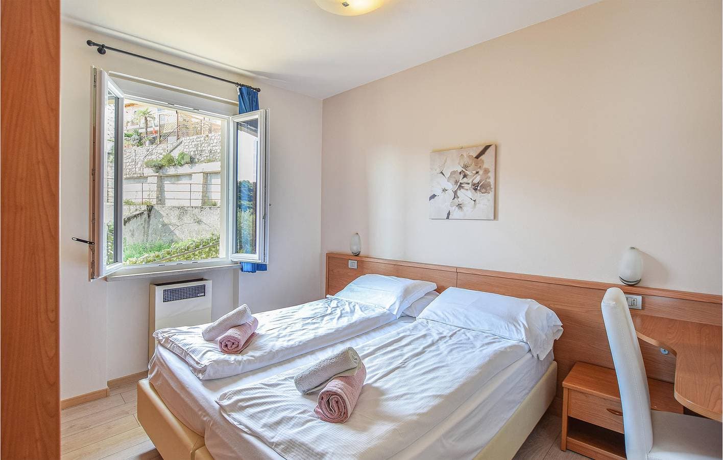 Foto 5 von 27: Appartement am Pool mit Terrasse und Parkplatz