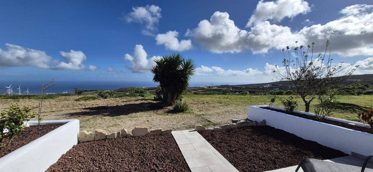 Cozy House with Terrace and beautiful ocean views 1