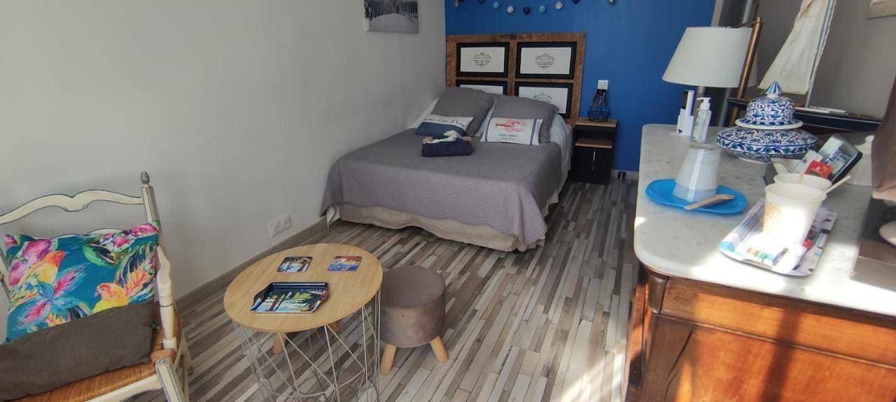 Foto 3 von 15: Double Room with Shared Bathroom