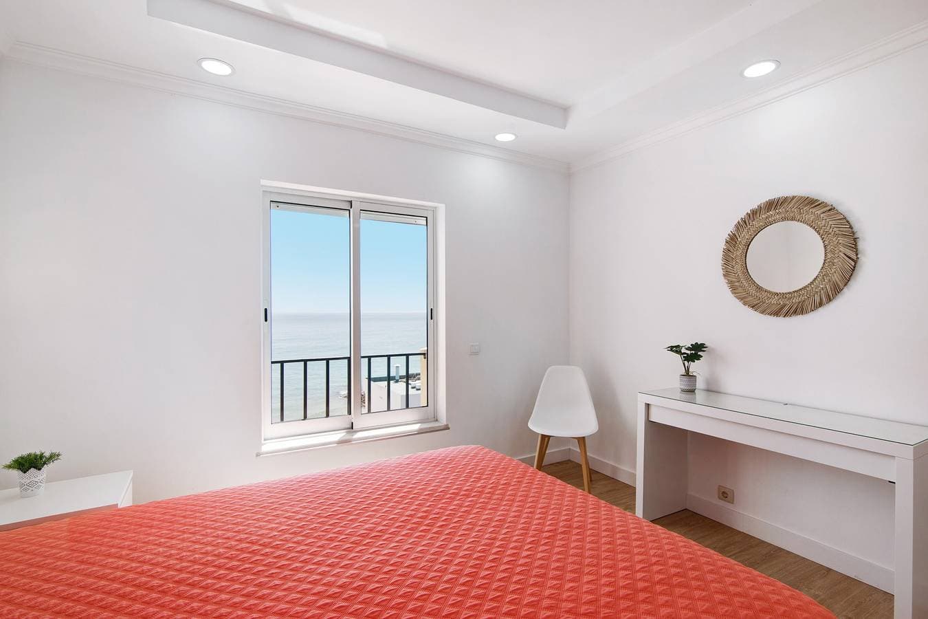 Foto 10 von 26: Ferienwohnung 'Moderno E Renovado T2' mit Meerblick, Balkon und WLAN