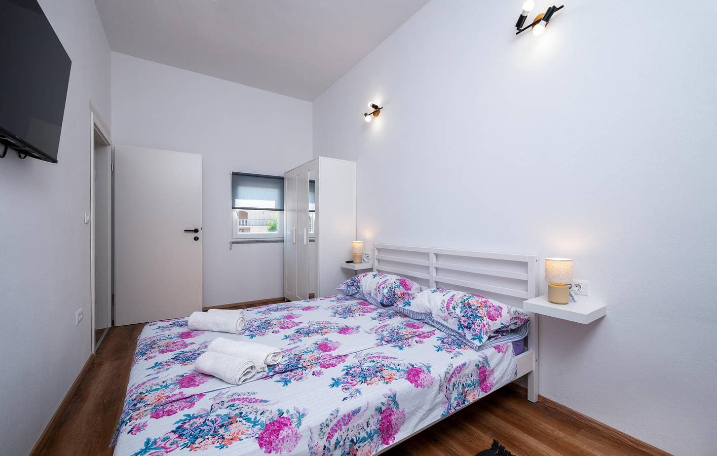 Foto 13 von 24: Charmante Ferienwohnung mit Pool und Parkplatz in Galizana, 400 m vom Stadtzentrum entfernt