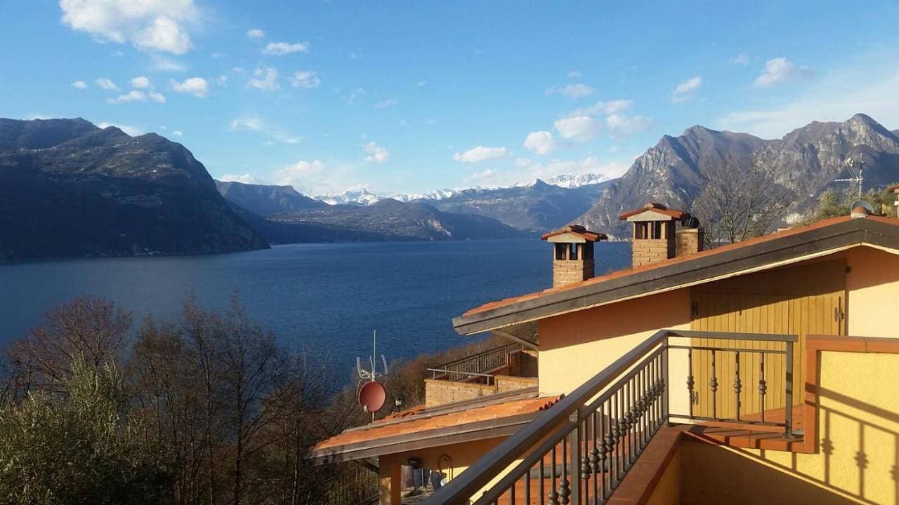 Foto 9 von 35: Apartment with Lake View