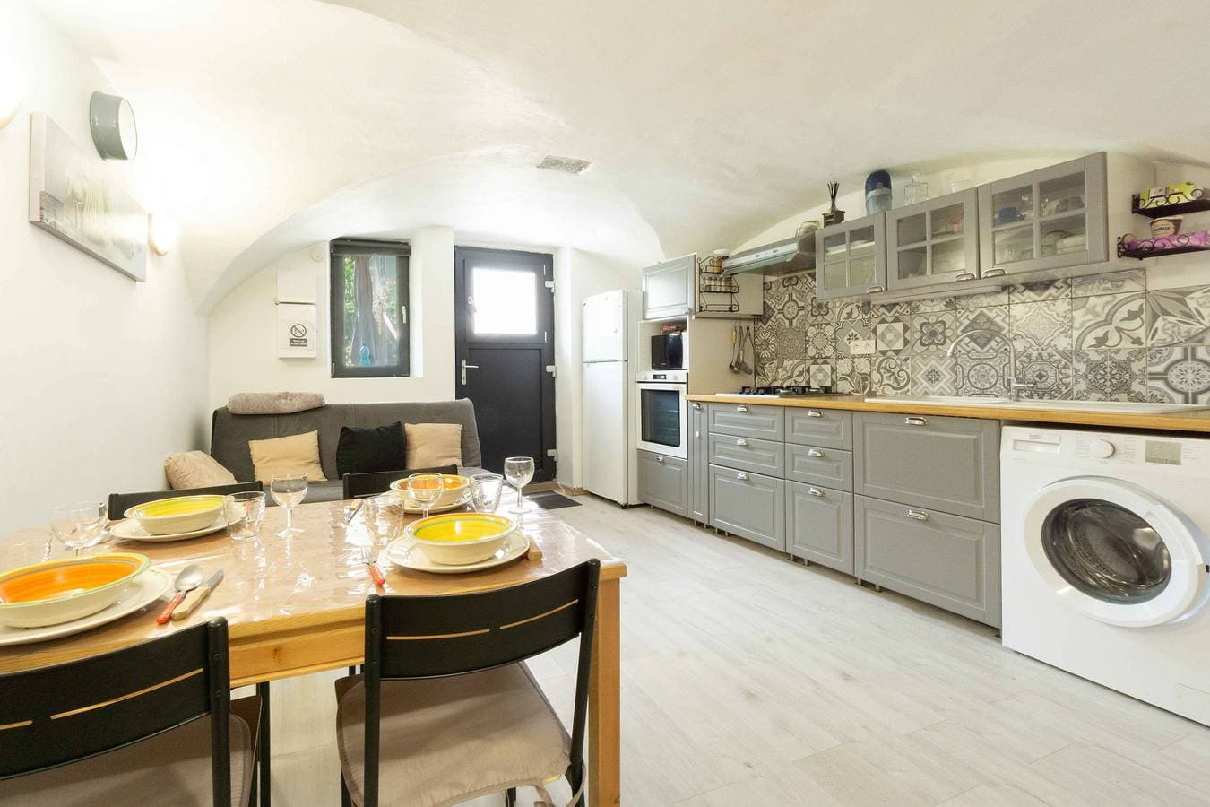 Foto 4 von 10: Ferienwohnung 'Charmant 3 Etoiles' mit Bergblick, privater Terrasse und Wi-Fi