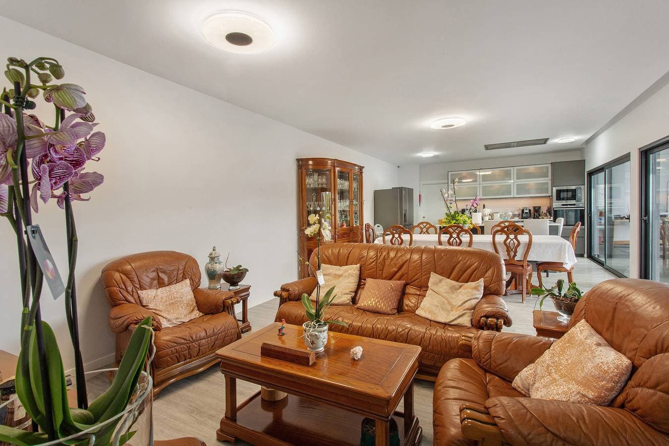 Foto 7 von 35: Paraíso Madeira Studios – Suite „Mariana“ mit Atlantikblick, Küche & authentischer Gastfreundschaft
