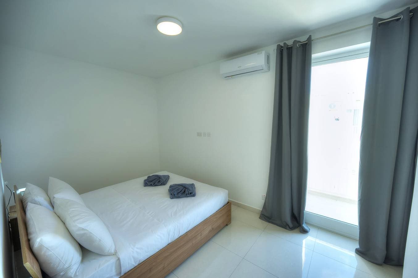 Foto 13 von 37: Ferienwohnung für 4 Personen mit Terrasse