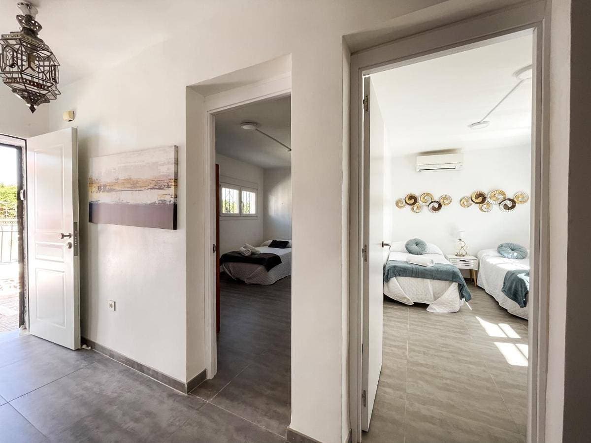 Foto 4 von 26: Two-Bedroom House