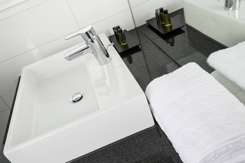 Foto 3 von 17: Doppelzimmer Standard mit Dusche und Wc