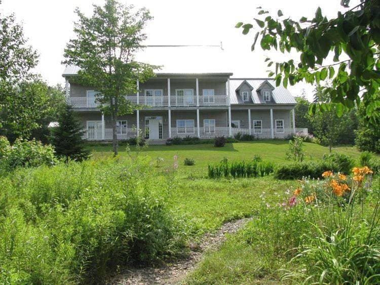 Tulloch Inn 1