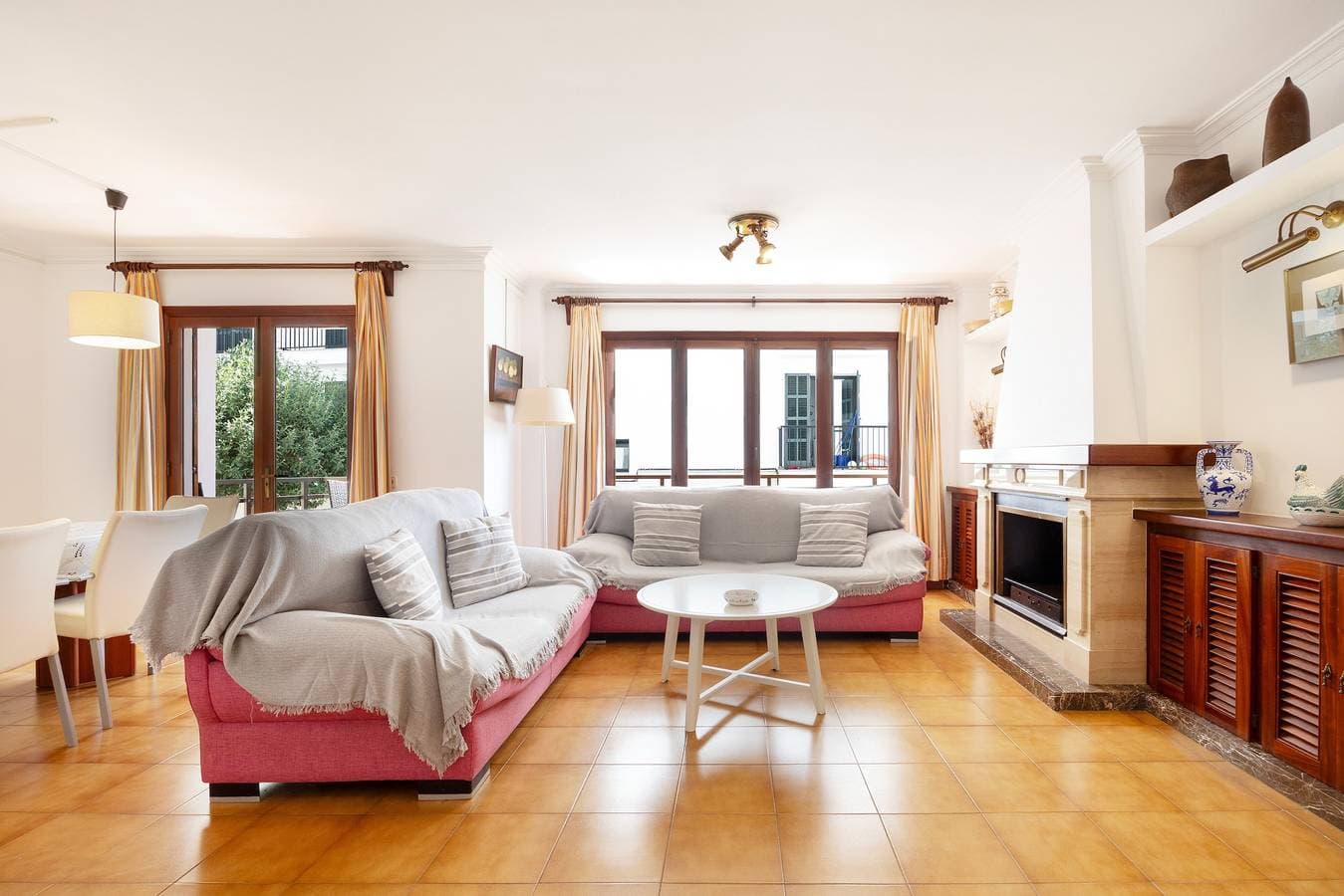 Foto 5 von 32: Apartamento Vives Ref 9002 mit Meerblick, WLAN und Klimaanlage