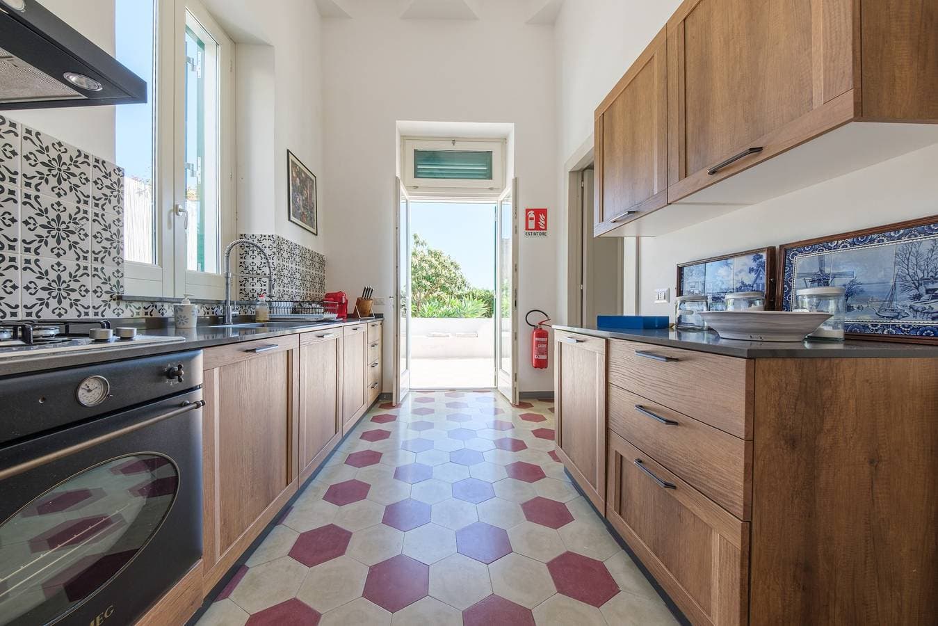 Foto 8 von 38: Villa 'La Casa Bianca' mit privater Terrasse, WLAN und Klimaanlage
