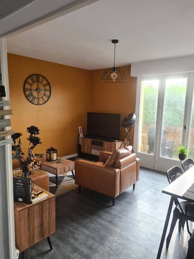 Nice furnished 3-room apartment with terrace 1