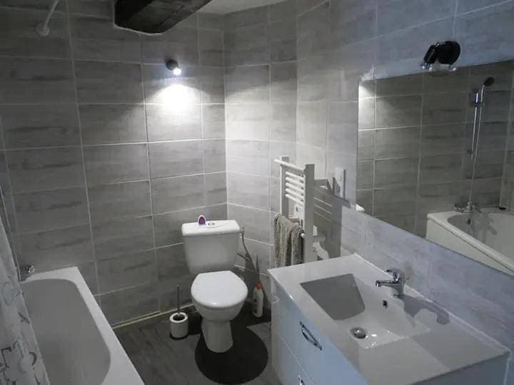 Foto 10 von 14: One-Bedroom Apartment
