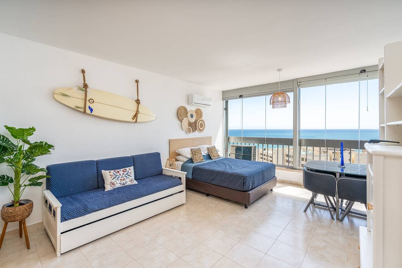 Modern Beach Apartment 1