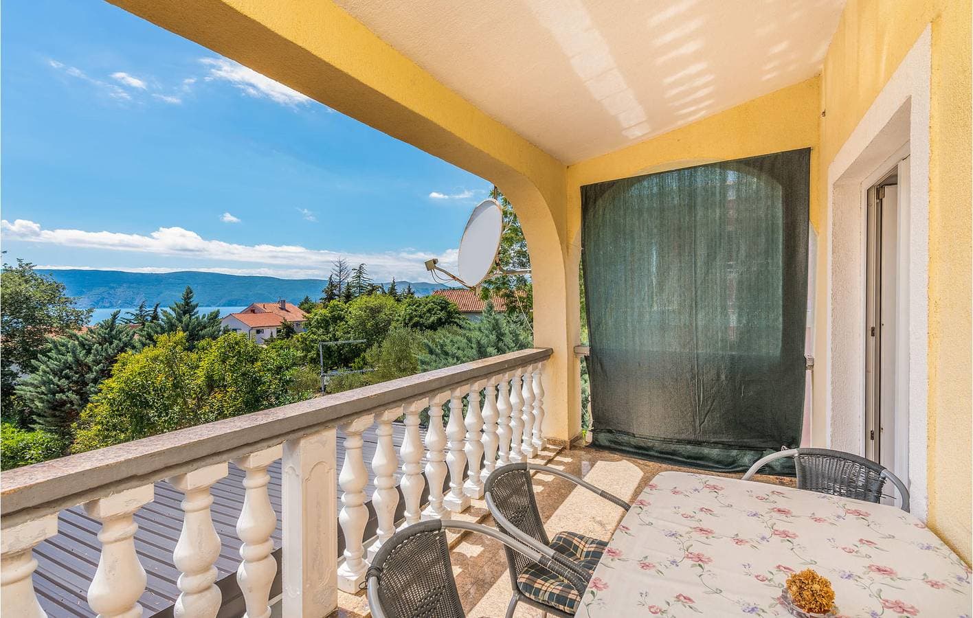 Foto 3 von 31: Gemütliche Ferienwohnung am Meer mit Terrasse, WLAN und Parkplatz – 1 km vom Strand entfernt