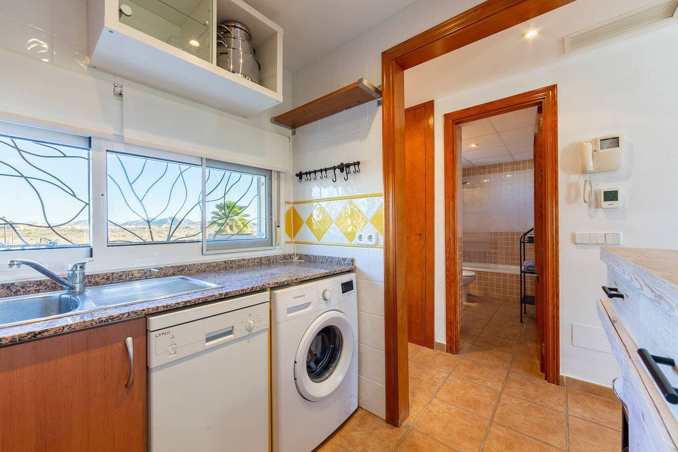 Foto 9 von 26: Ferienwohnung 'Lomas De Mar 3' mit Bergblick, Wi-Fi und Klimaanlage