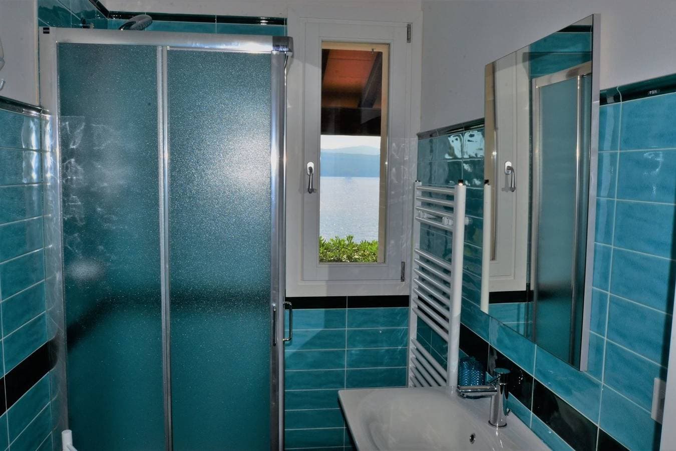 Foto 5 von 42: Villa für 6 Personen mit Garten