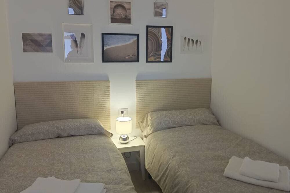 Foto 5 von 26: Apartamento Amplio y Tranquilo con Vistas al Mar 4