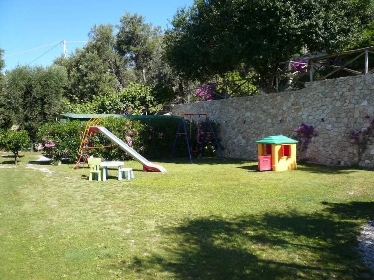 Foto 10 von 39: Einzimmerwohnung mit Panoramablick im Erdgeschos