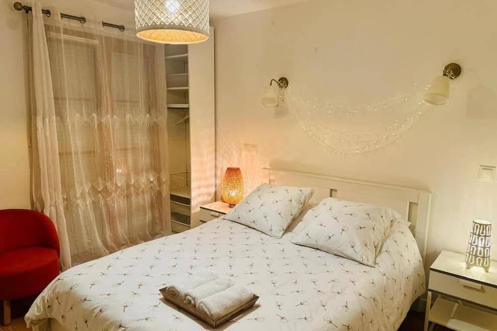 Cozy Apartment in Rueil – Underground Parking – Quiet & Comfortable Near Paris 1