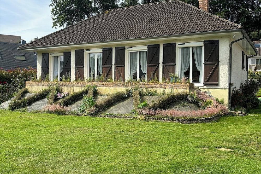 Maison Calme et Reposante Dans Petit Village Normand Entre Etretat et Honfleur 1