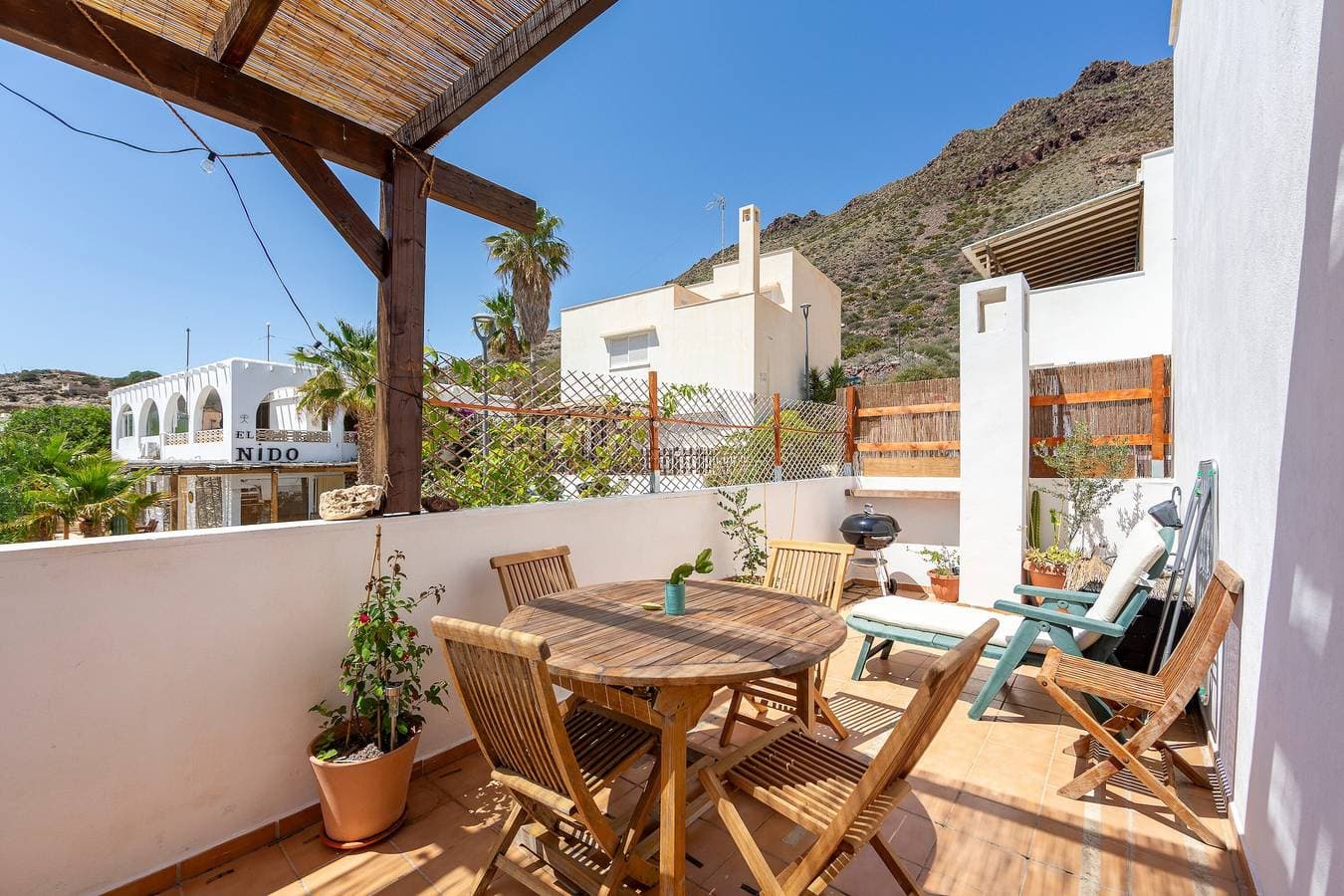 Foto 2 von 32: Ferienhaus 'Entre Volcanes Y Sal' mit Bergblick, WLAN und Klimaanlage