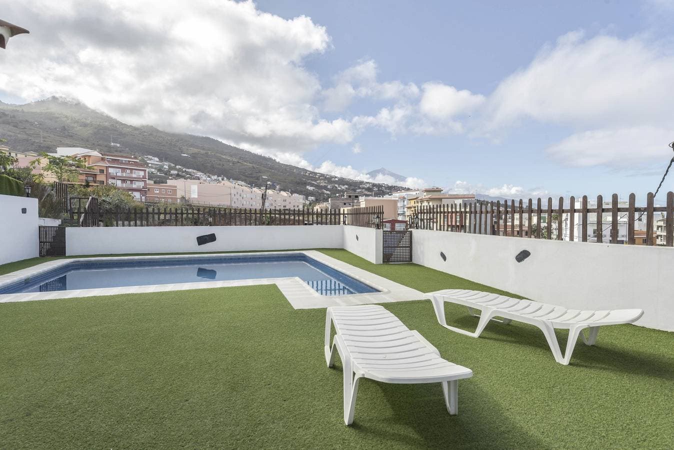 Foto 4 von 26: Ferienhaus "Casa Los Mansino" mit Meerblick, WLAN, Garten & Pool