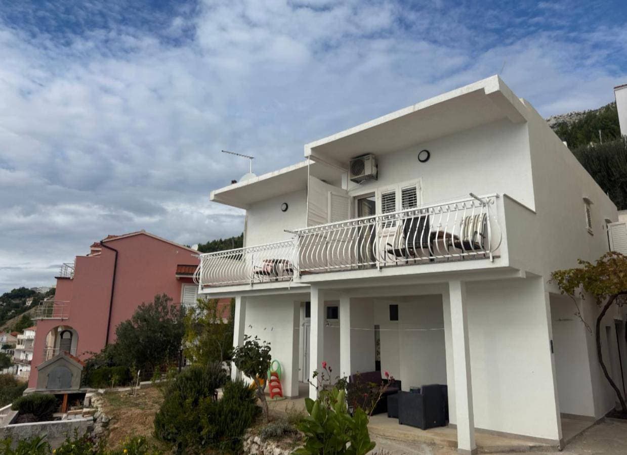Foto 3 von 16: Studio Apartment with Sea View