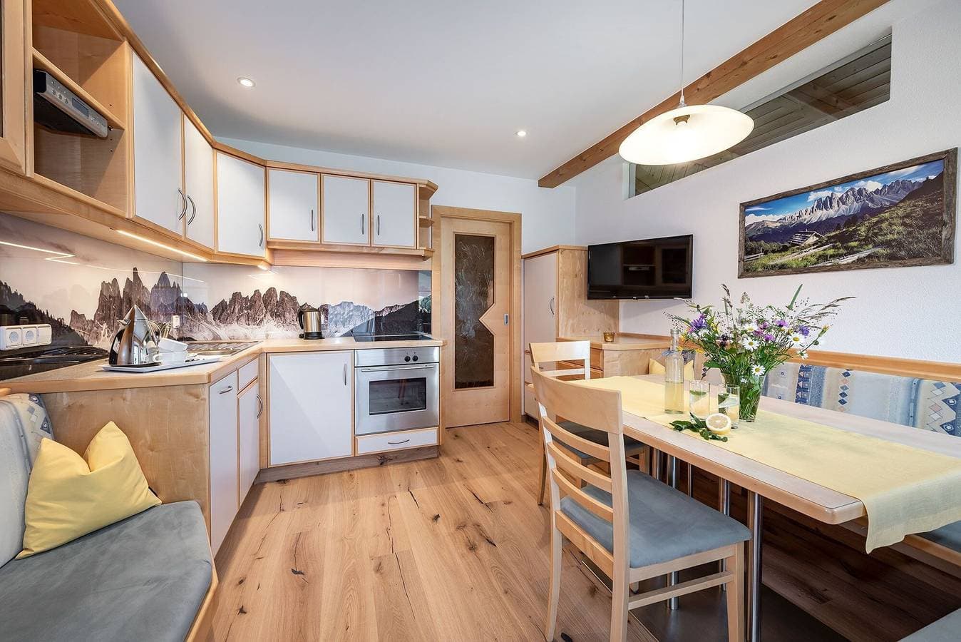 Foto 11 von 34: 'Bergblick - Ferienwohnung Fichte' mit Bergblick