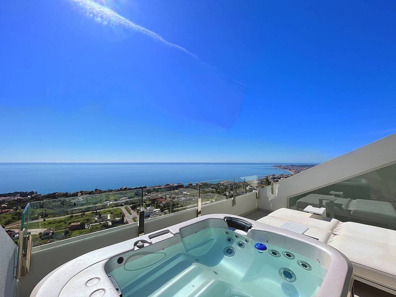 Stupa Hills V - Luxury Sea View Dúplex 1