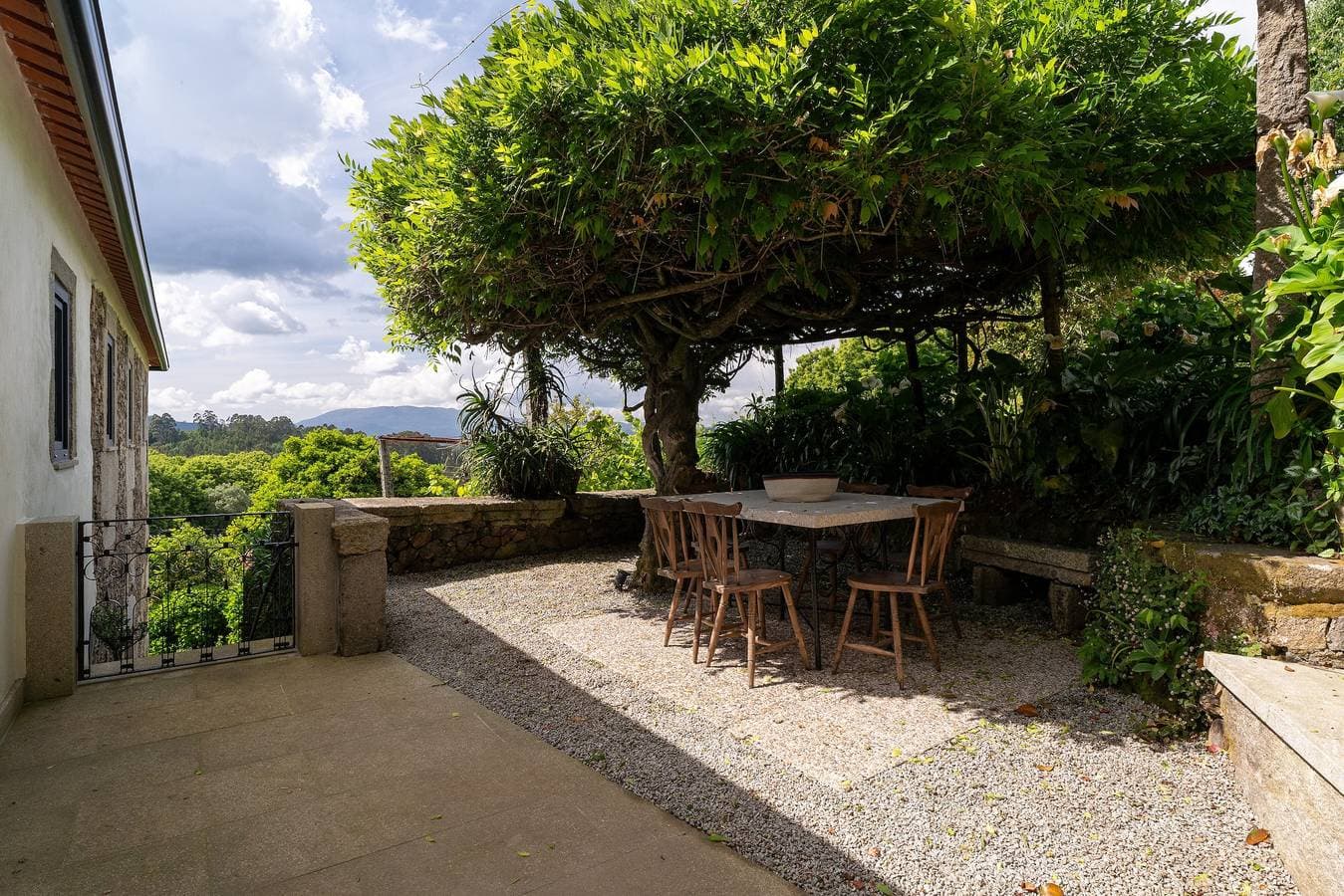 Foto 4 von 25: Ferienhaus 'Eira Country House' mit Bergblick und Pool