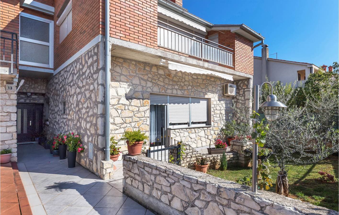 Foto 8 von 25: Gemütliche Ferienwohnung mit Terrasse, WLAN und Parkplatz in Strand- und Restaurantnähe